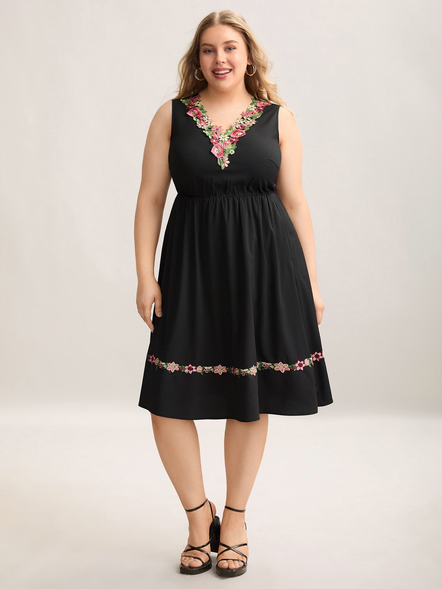 Woven Plain Floral Neckline Sleeveless Midi Dress