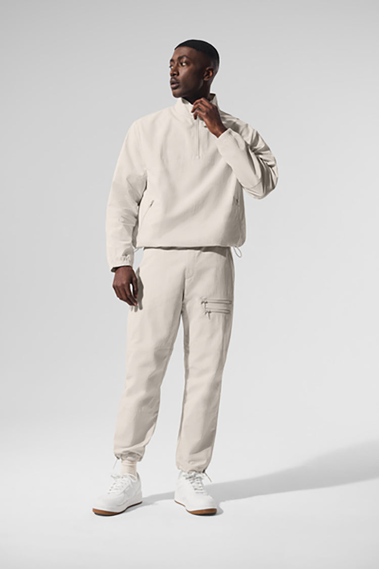 LIGHT WEIGHT TAKEAWAY TRACK PULLOVER