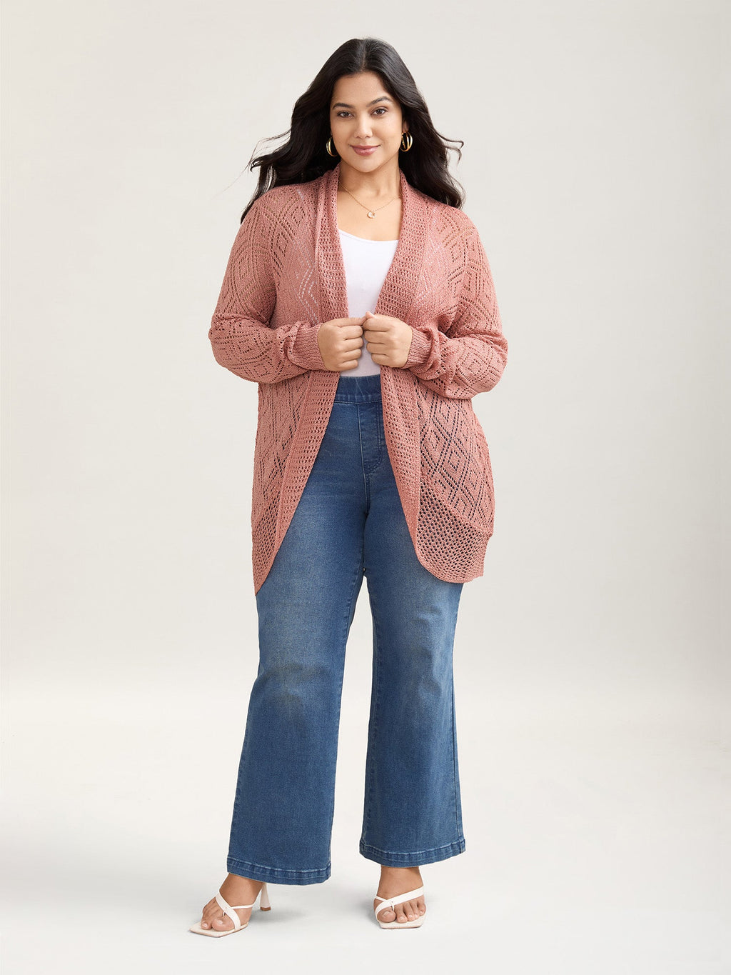 Textured Cut-Out Arc Hem Knit Cardigan