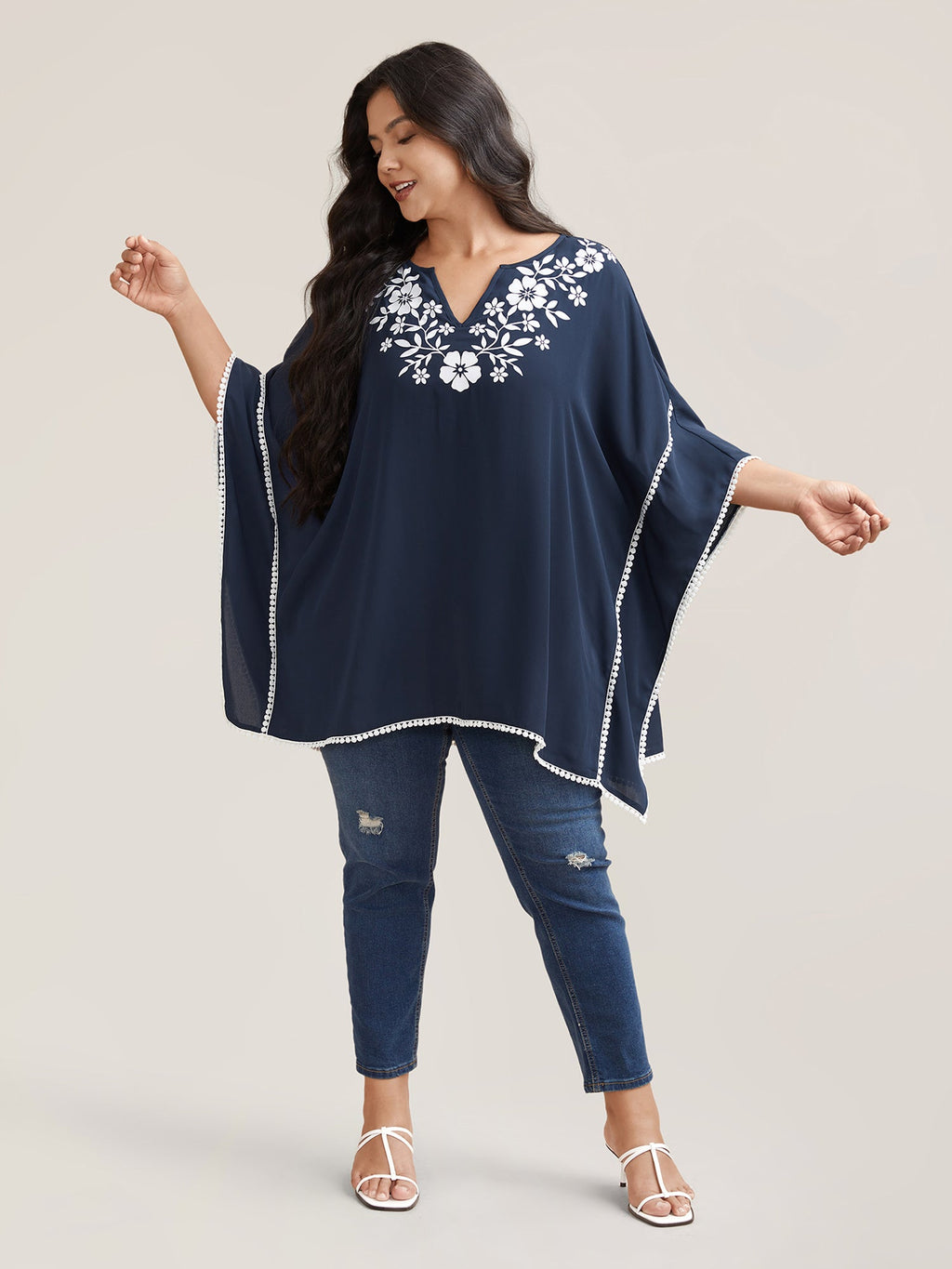 Printed Neckline Lace Spliced Loose Shirt