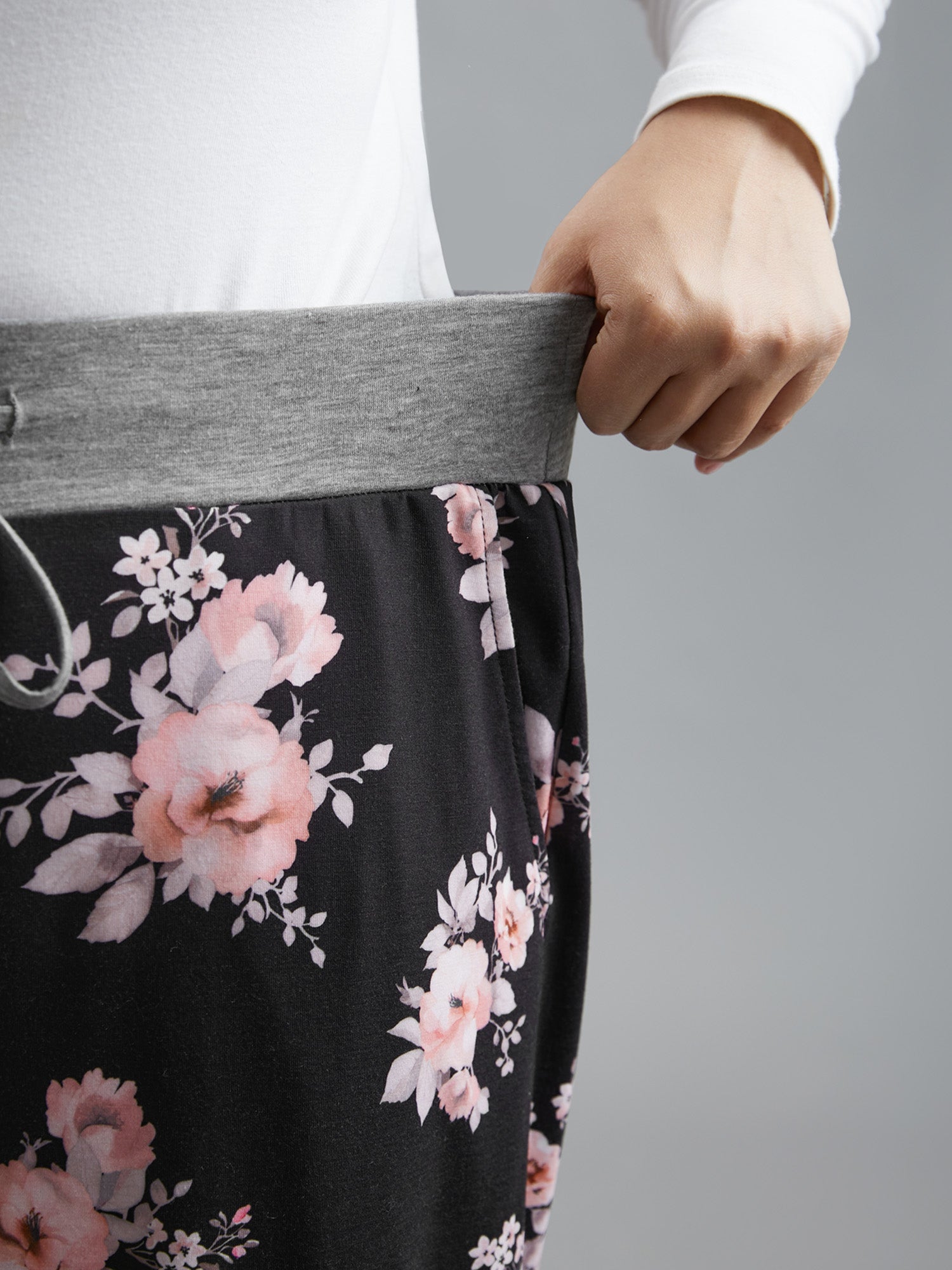 Floral Contrast Waist Lounge Bottoms