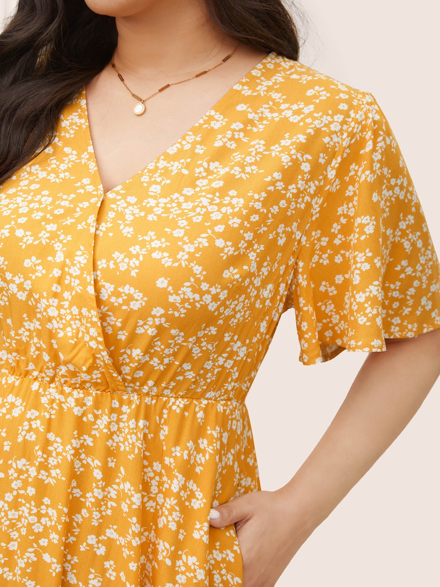 Bloom Dress - Flutter Sleeve Ditsy Floral Pocket Split Maxi Dress