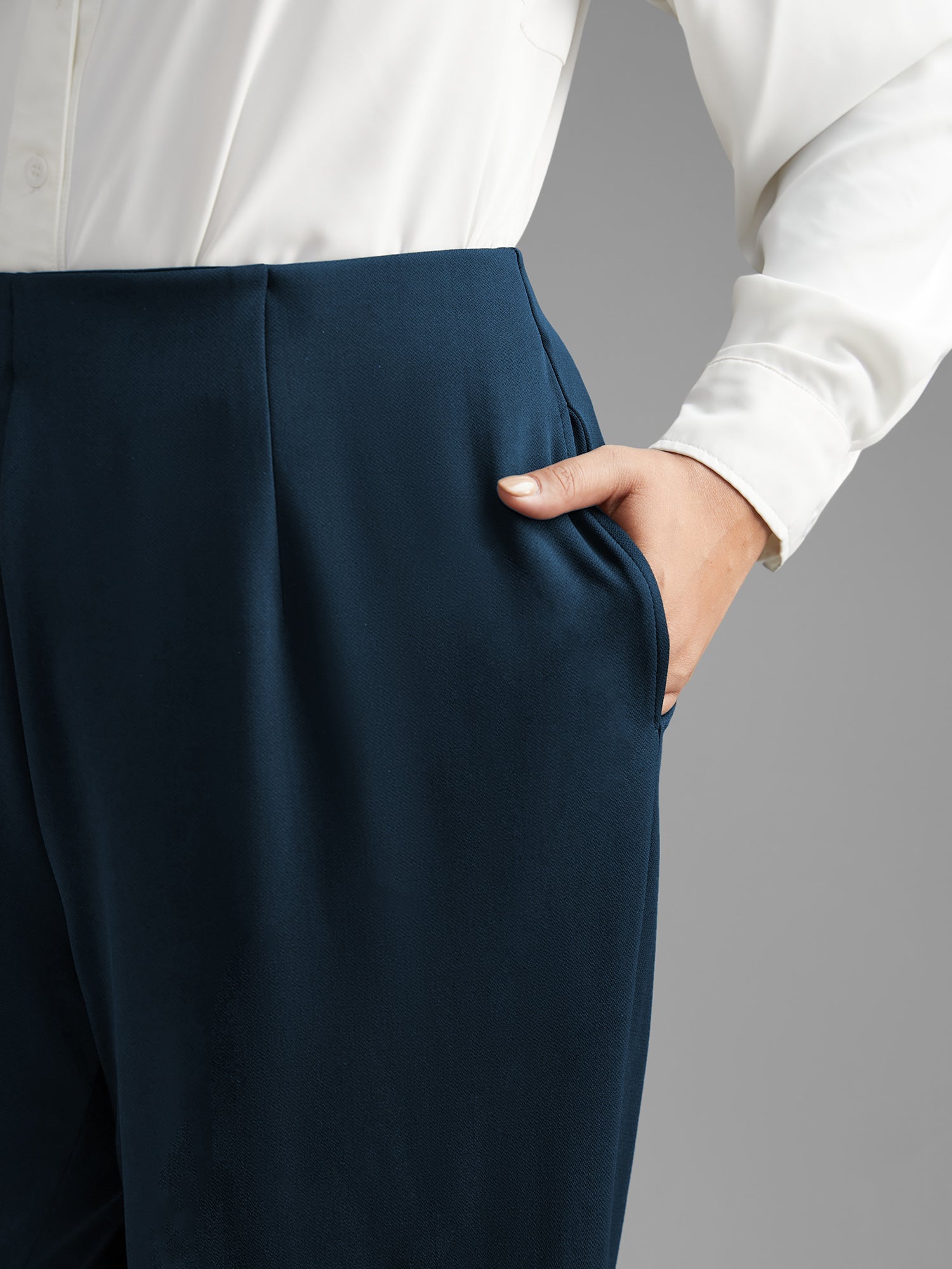 Solid Elastic Waist Pleated Wide Leg Pants