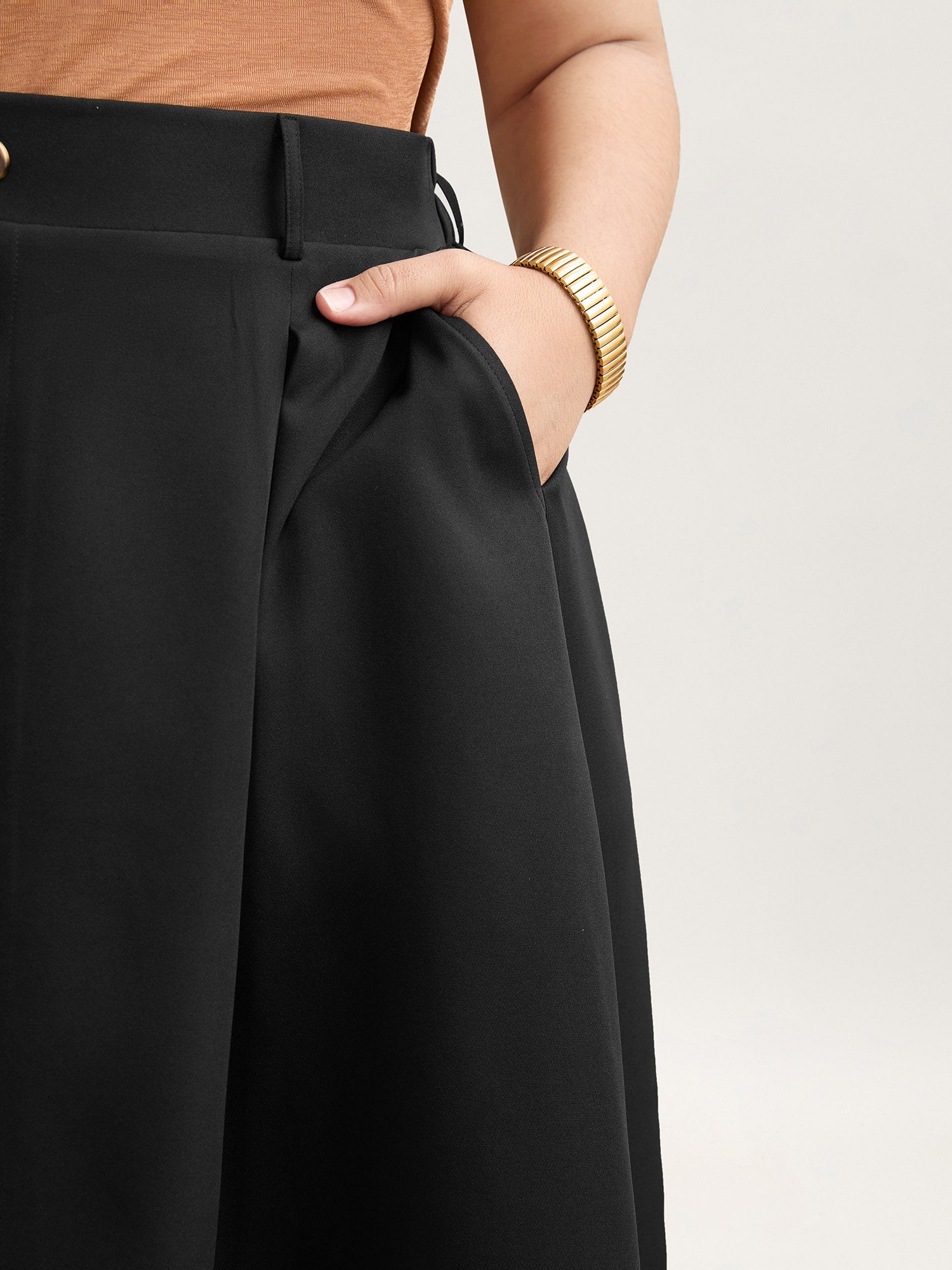 Buckled Button Front Pleated Midi Skirt