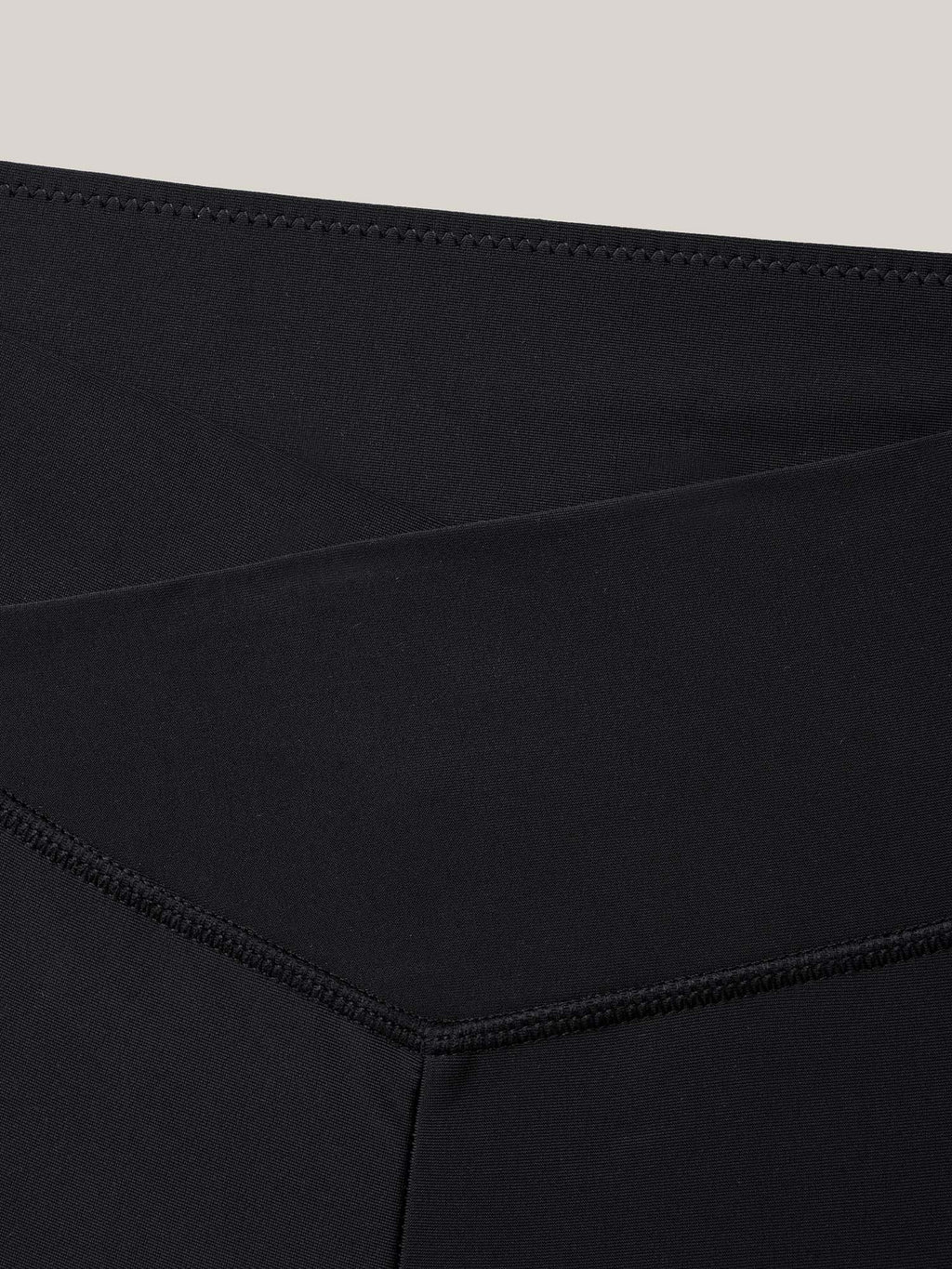 Hips Contour Curvy Pockets Swim Bottoms