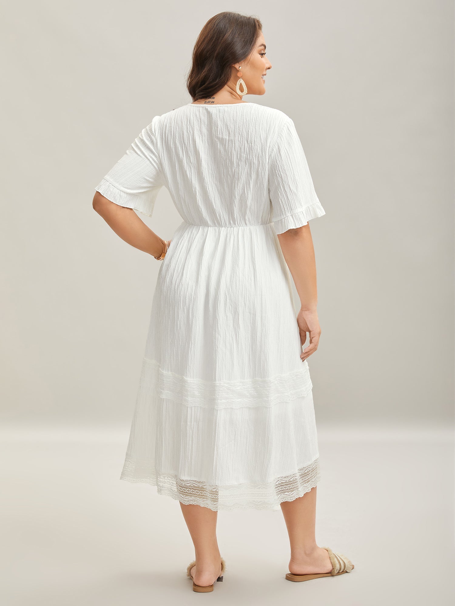 Textured Cut-Out Lace Tied Midi Dress
