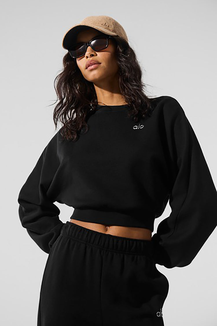 CROPPED ACCOLADE CREWNECK