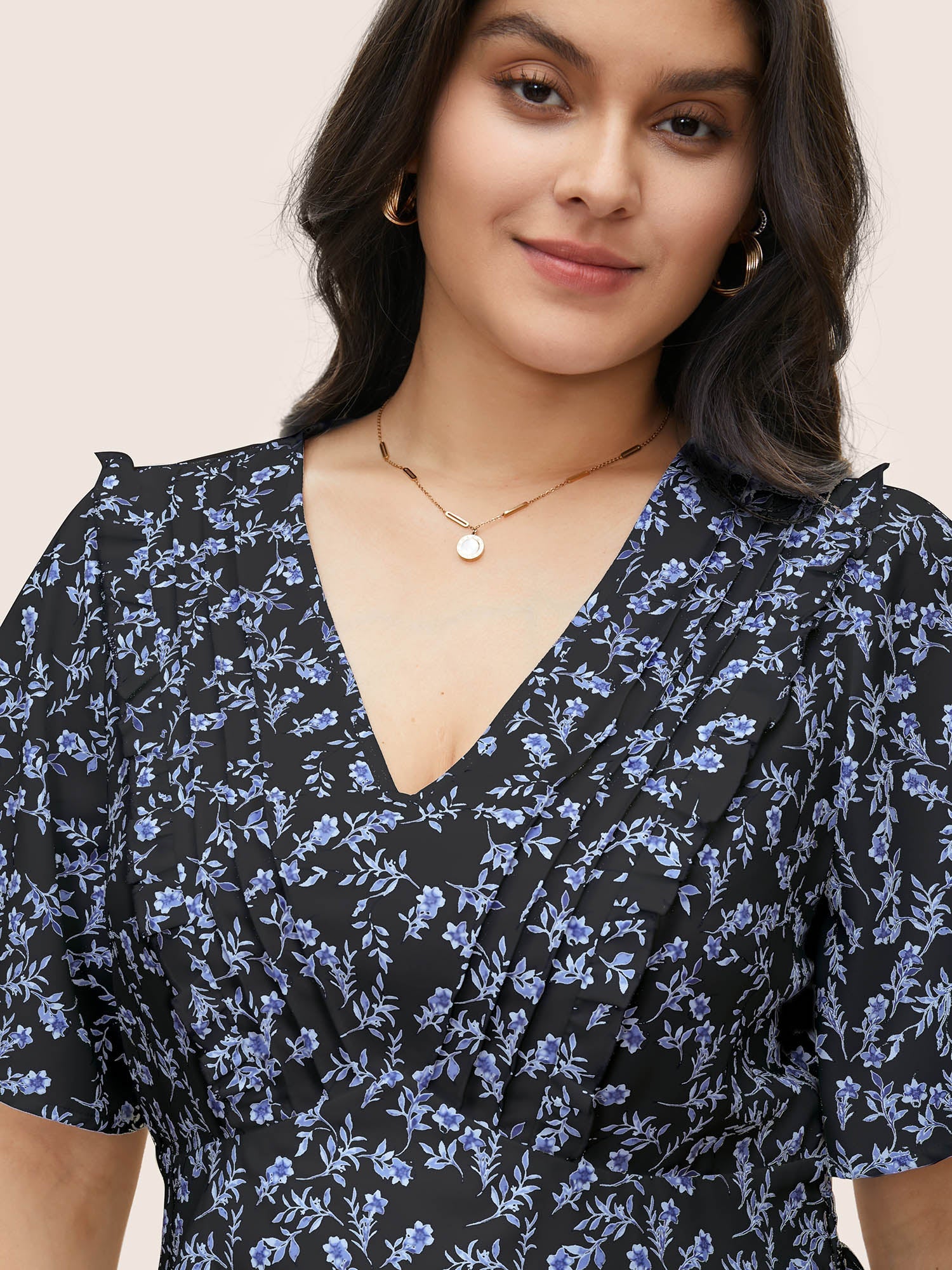 Floral Pleated Elastic Waist Ruffle Sleeve Blouse