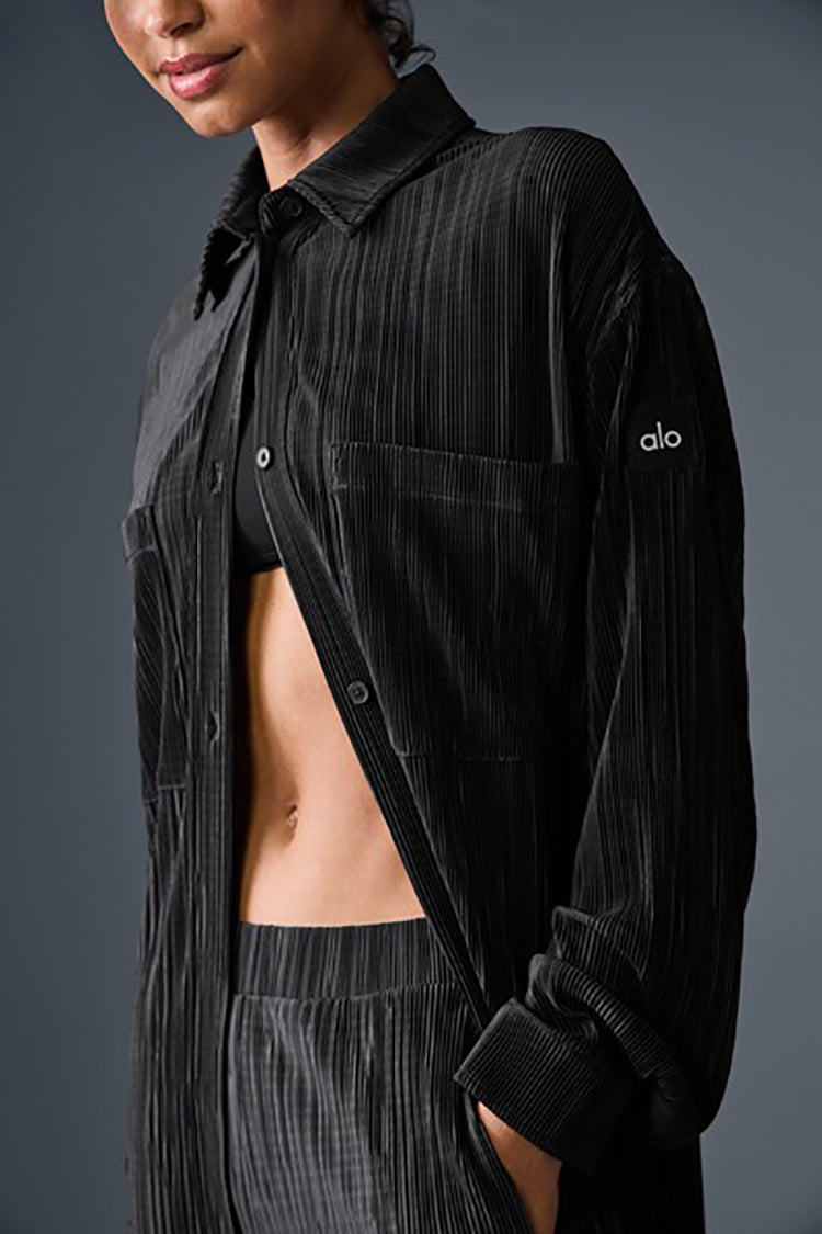 HIGH-WAIST MICRO PLISSE STRAIGHT LEG PANT
