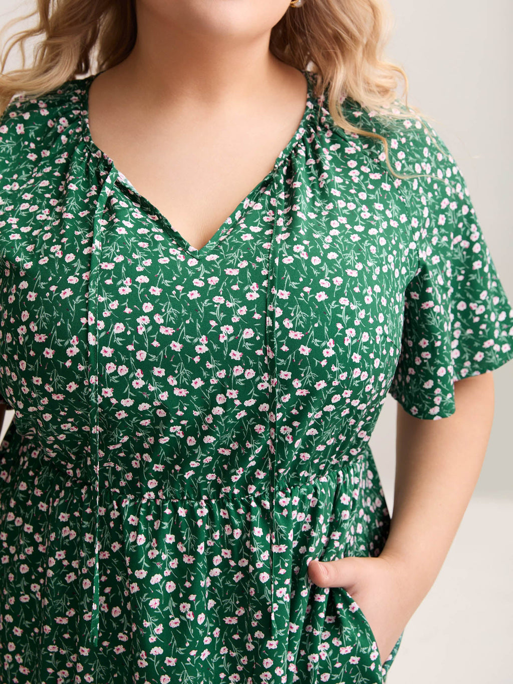 Floral Print Split Neck Pockets Midi Dress