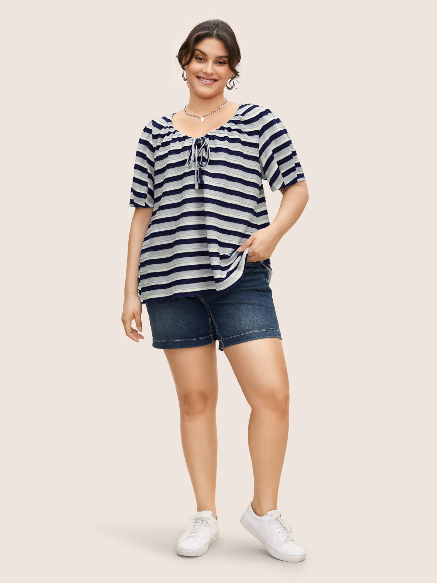 V Neck Textured Striped Tie Knot T-shirt