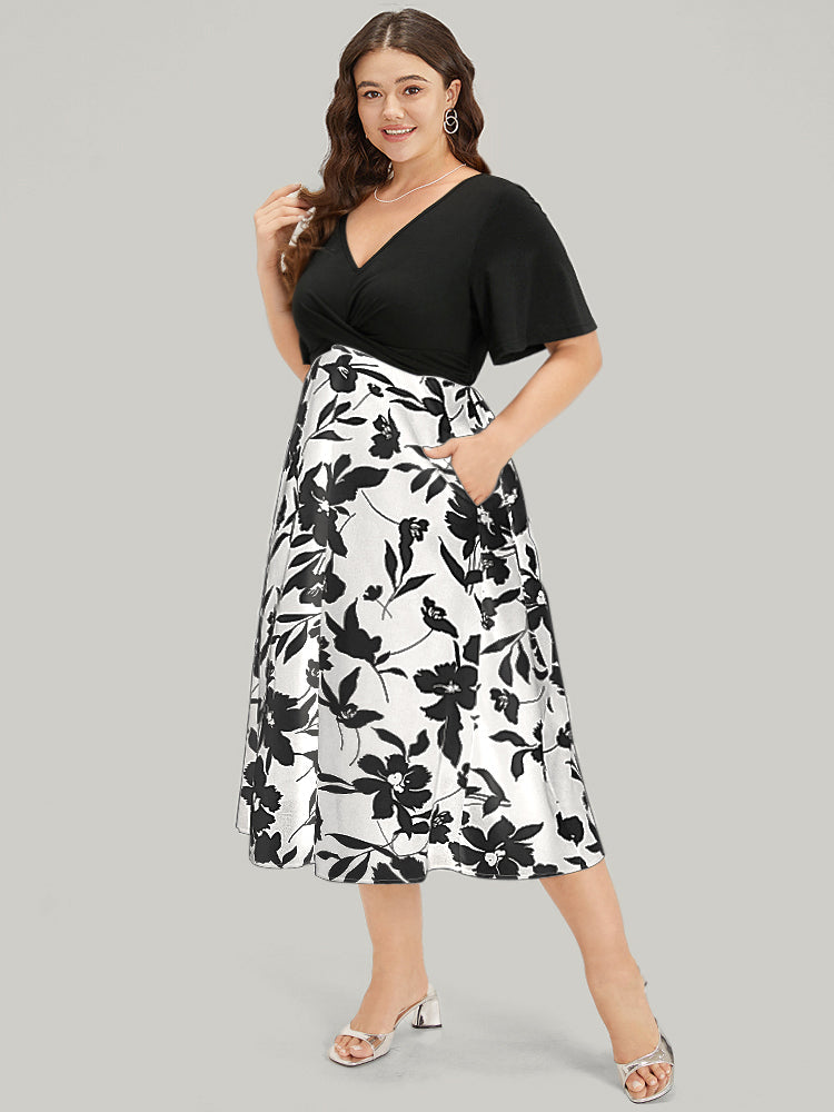Silhouette Floral Print Patchwork Crossover Pocket Dress