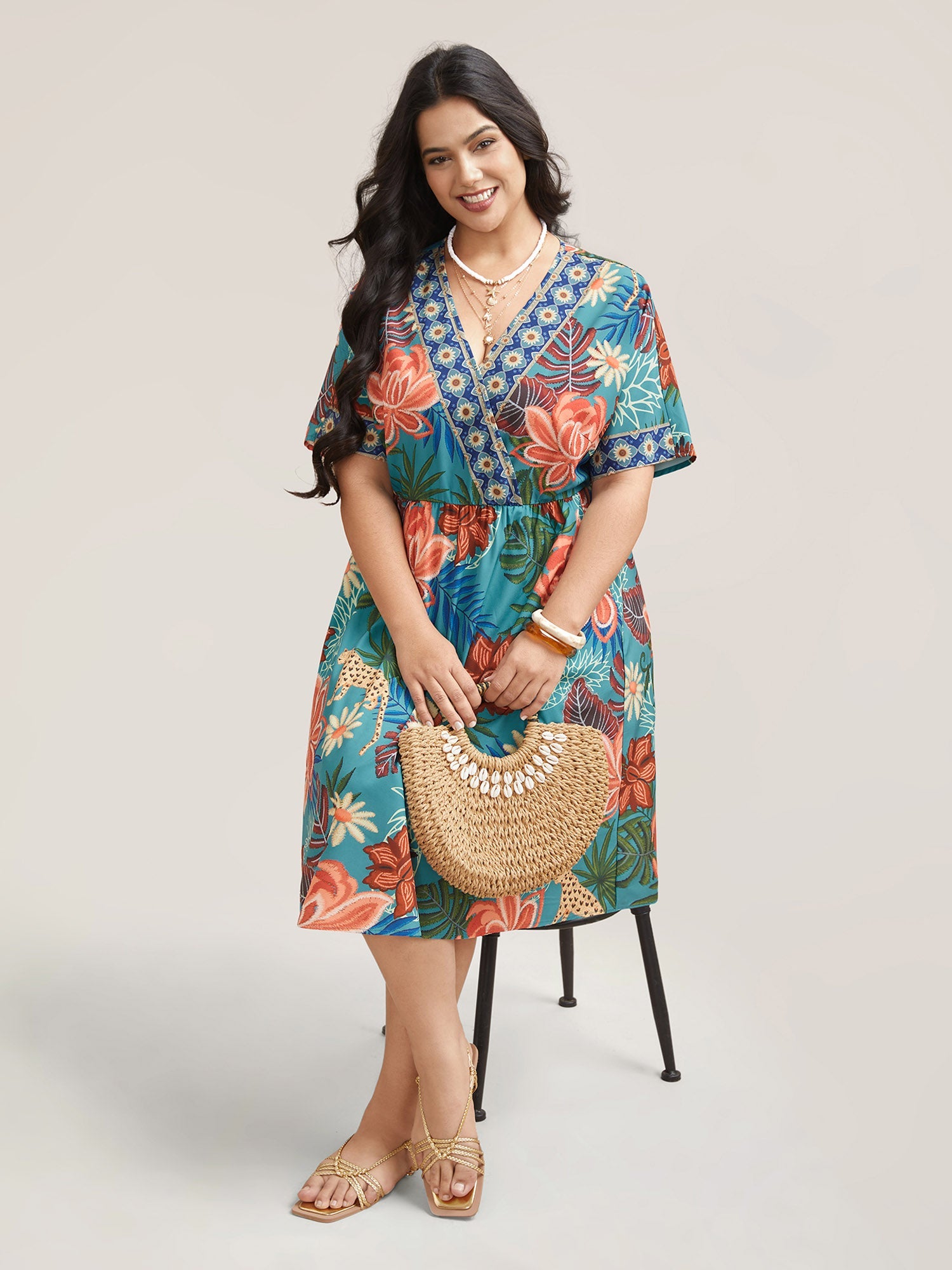 Floral Print Surplice Neck Pockets Midi Dress