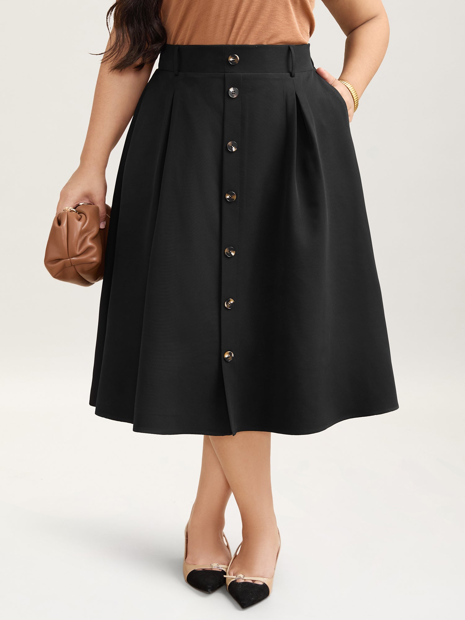 Buckled Button Front Pleated Midi Skirt
