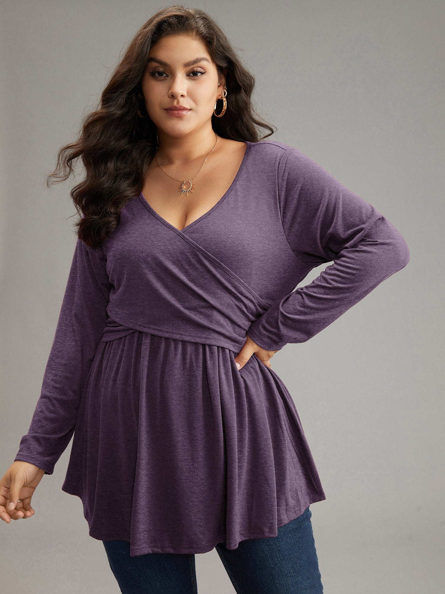 Solid Crossover V Neck Ruffle Hem T-shirt