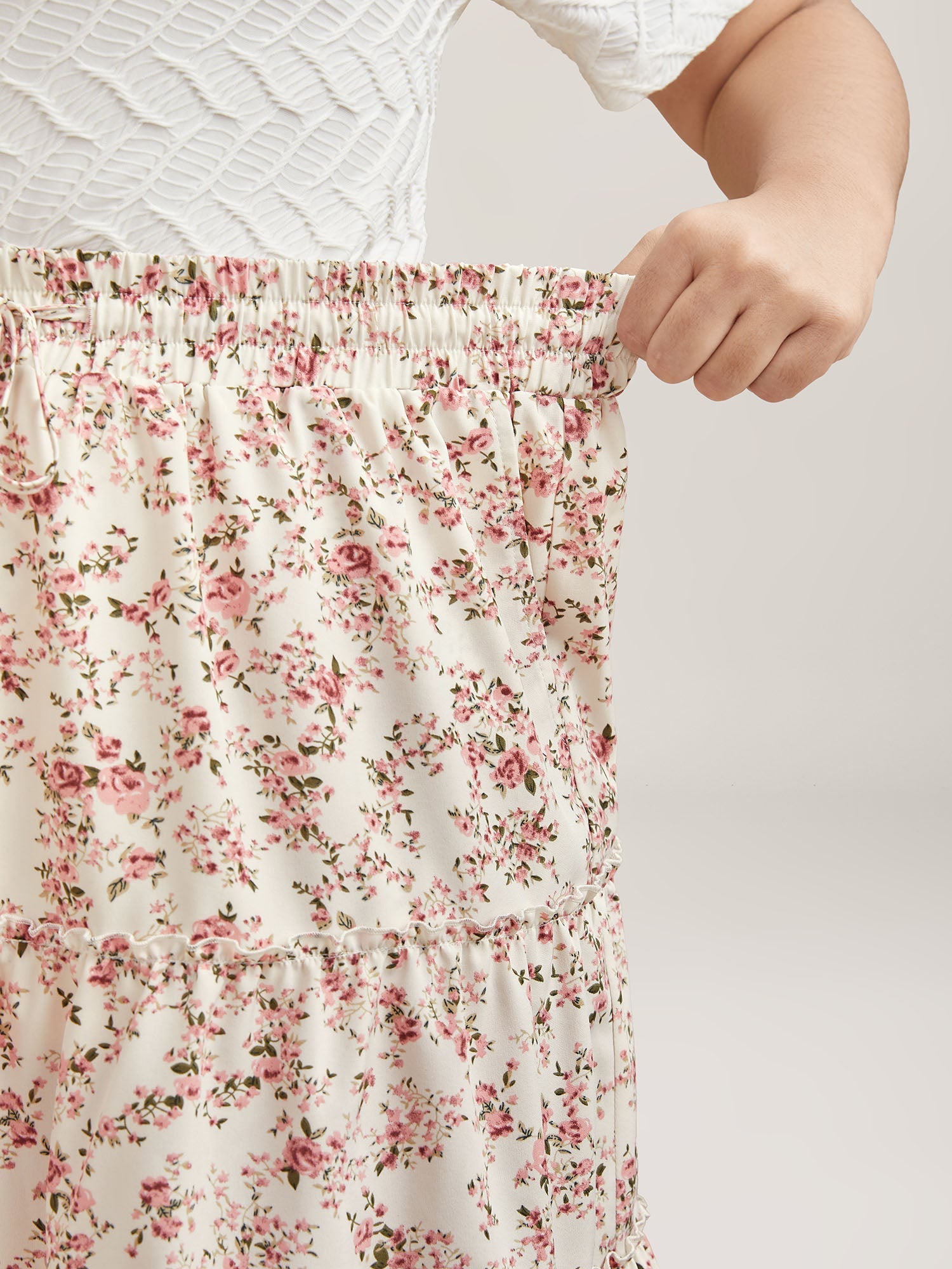 Ditsy Floral Print Waist-Tie Midi Skirt