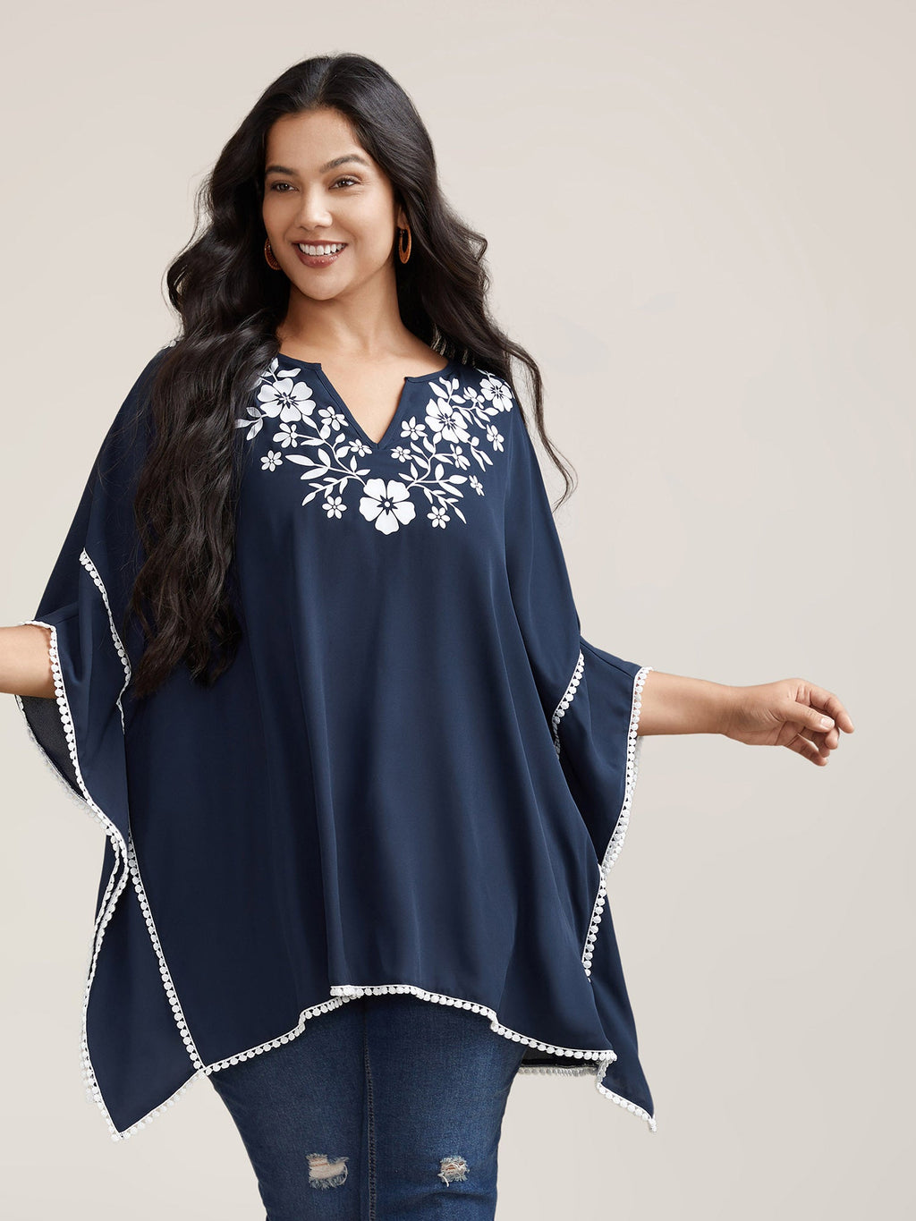 Printed Neckline Lace Spliced Loose Shirt