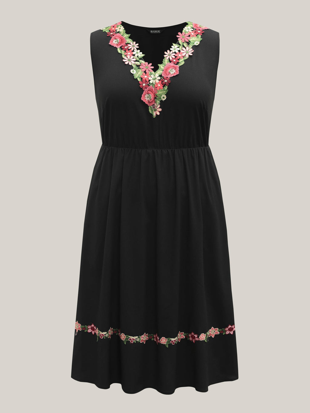 Woven Plain Floral Neckline Sleeveless Midi Dress