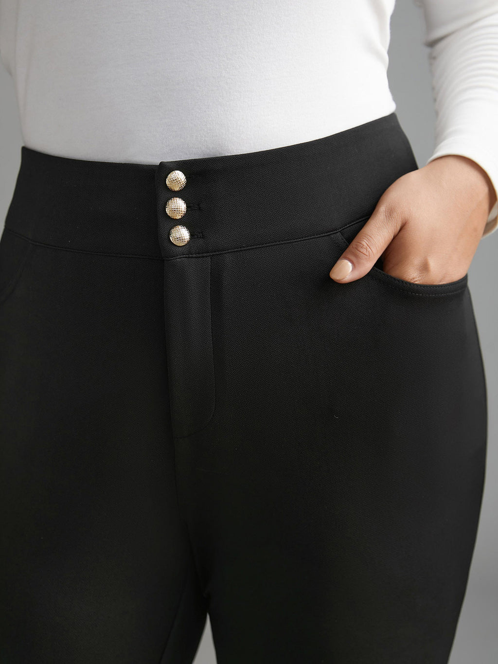Mid Rise Buckle Detail Skinny Pants