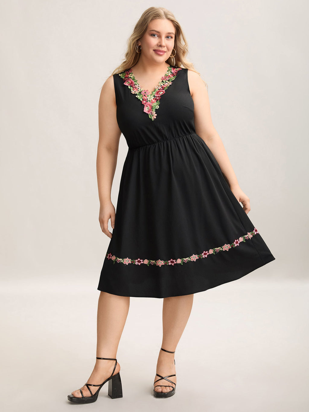 Woven Plain Floral Neckline Sleeveless Midi Dress