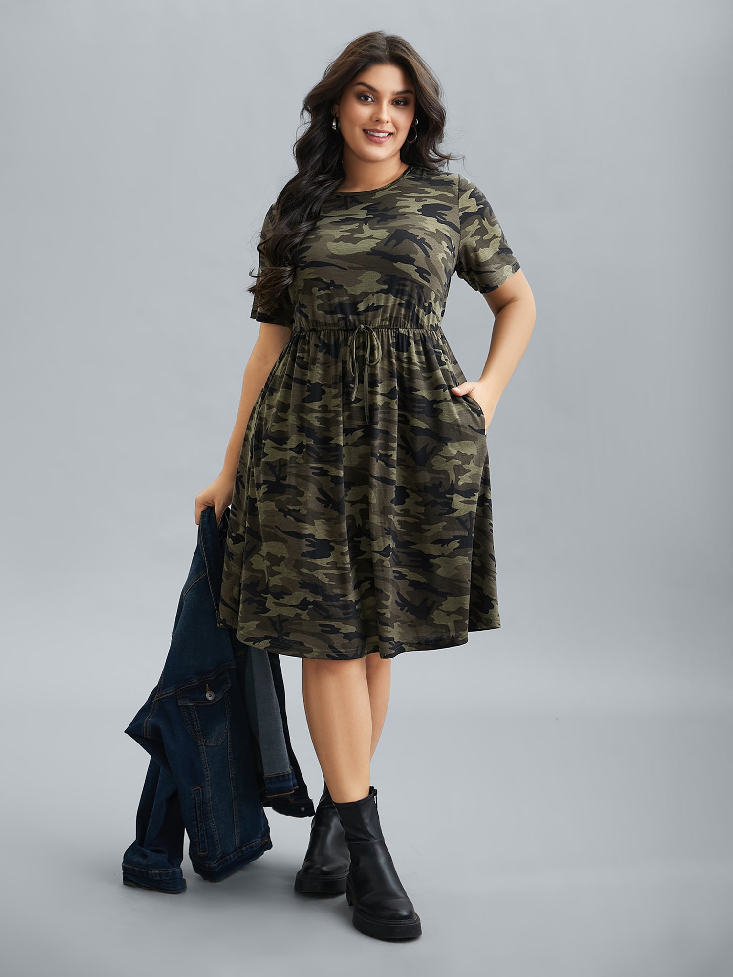 Camouflage Print Round Neck Pockets Midi Dress