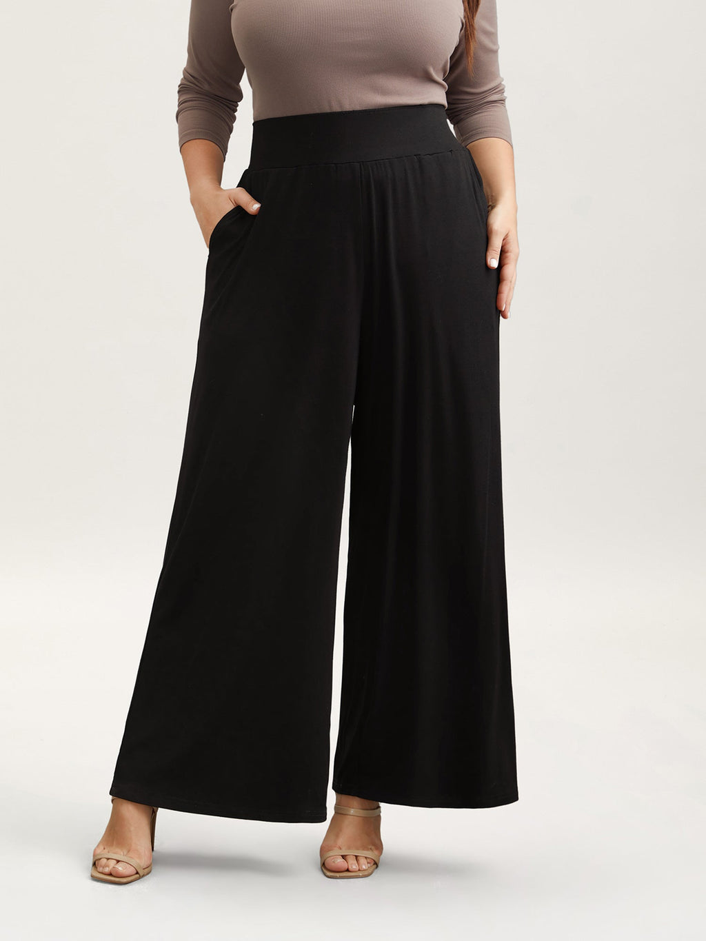 Stretchy Waist Straight-Leg Pants