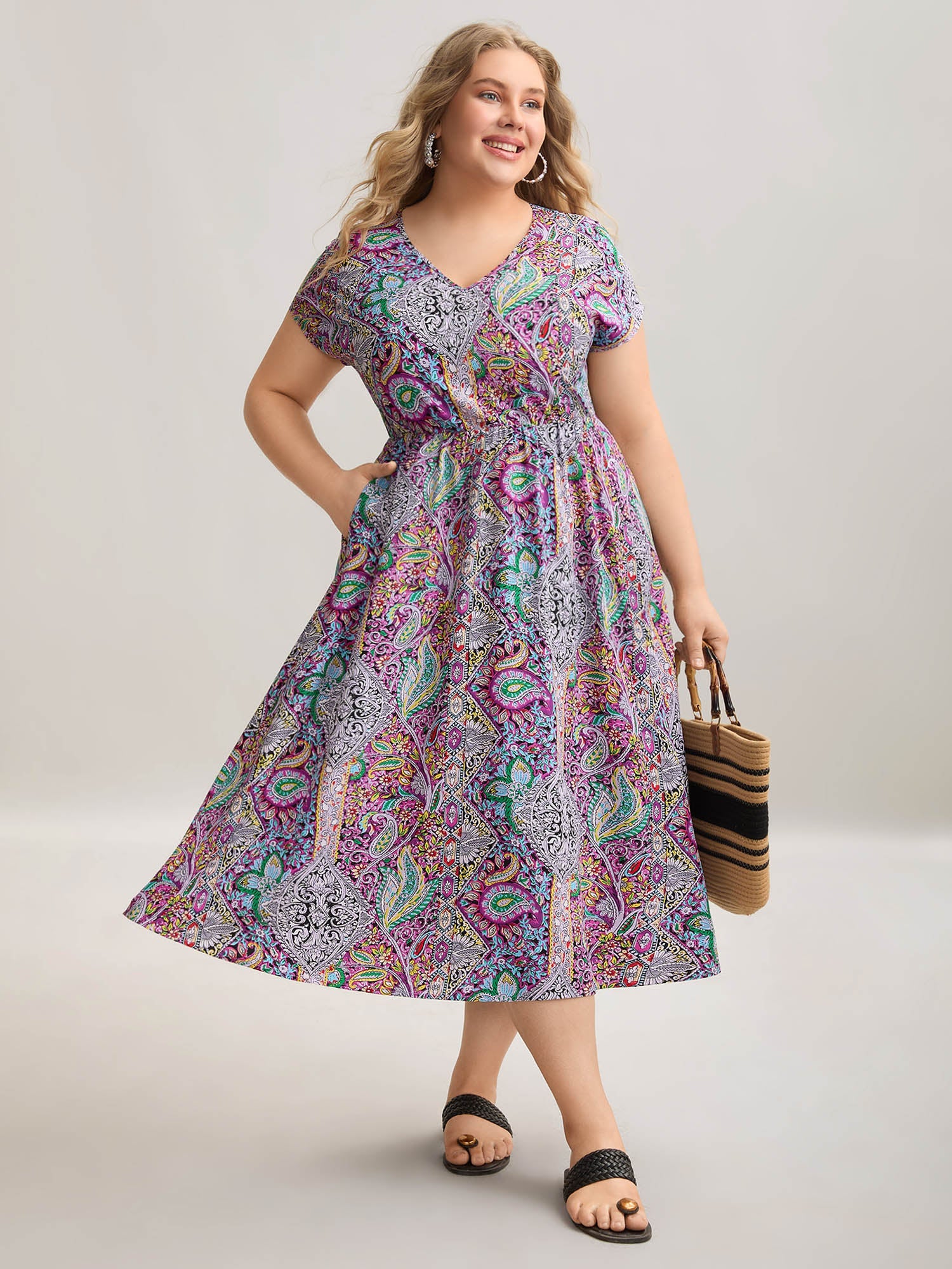 Paisley Print Pockets V-Neck Midi Dress