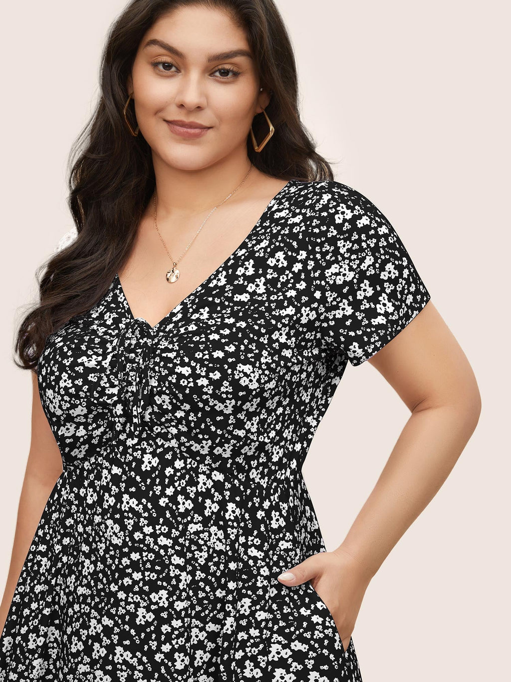 Ditsy Floral Elastic Waist Knot Drawstring Dress