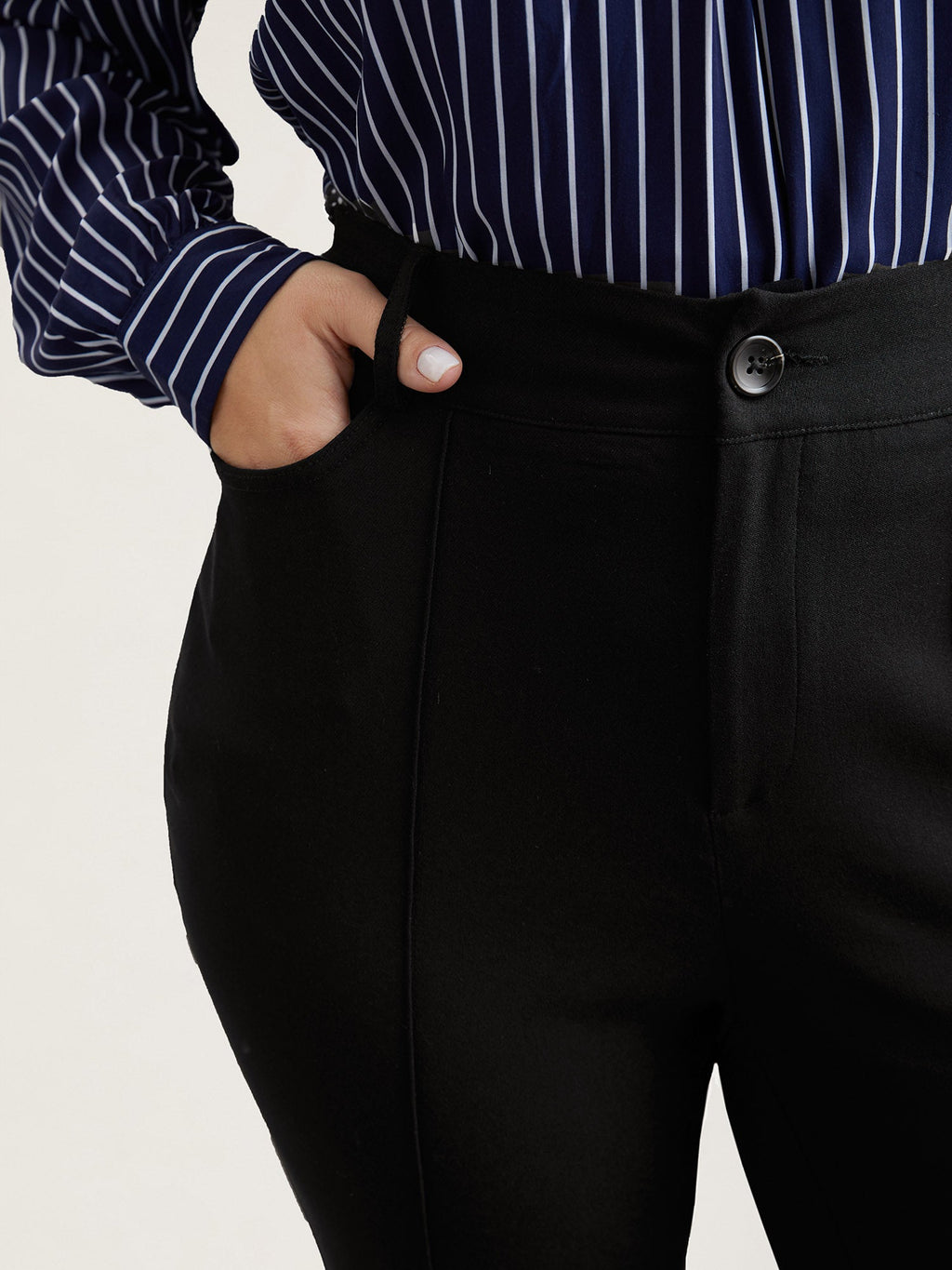 Stretchy Fabric Seamed Skinny-Fit Pants