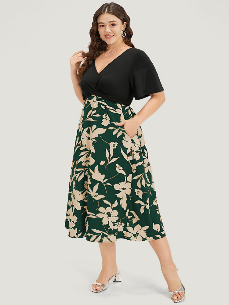 Silhouette Floral Print Patchwork Crossover Pocket Dress