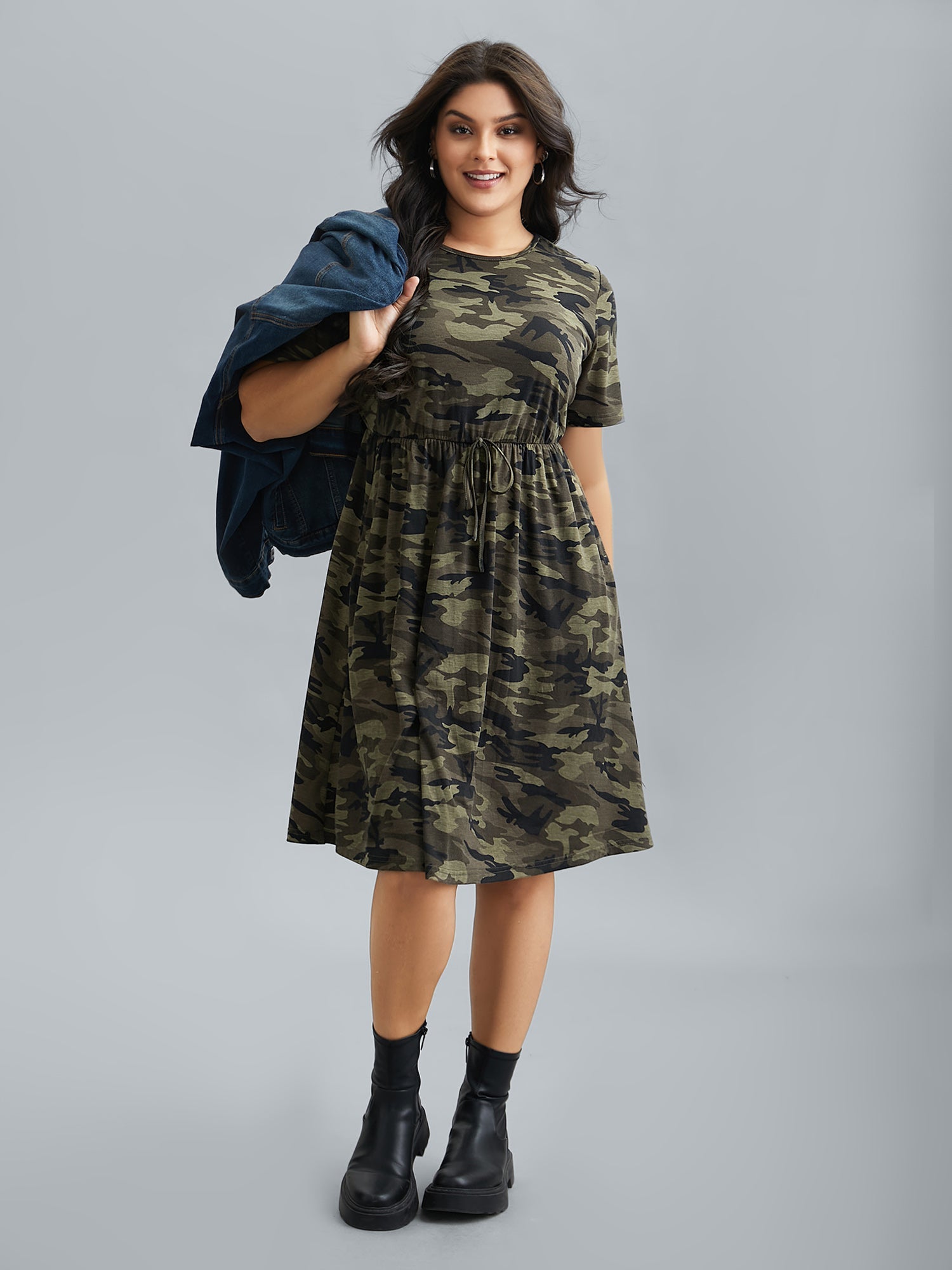 Camouflage Print Round Neck Pockets Midi Dress