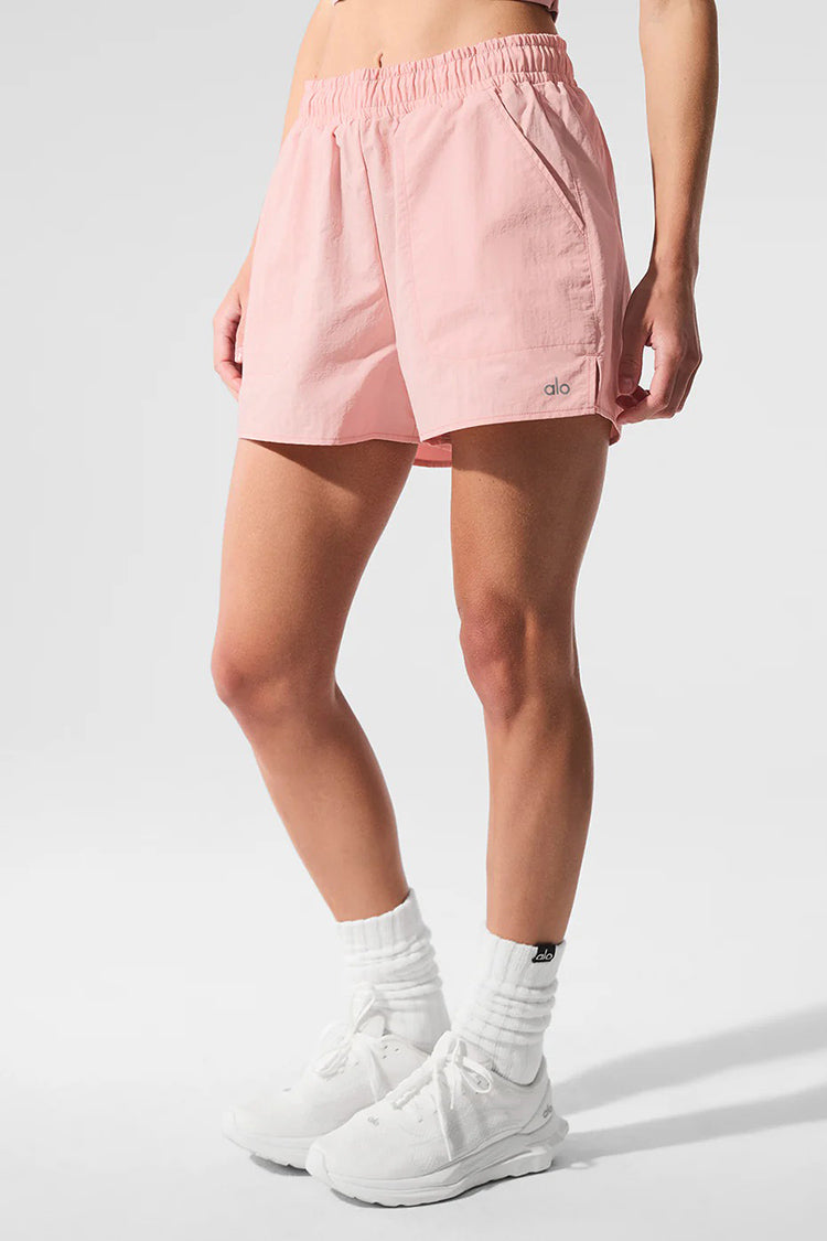 ALUMNI SHORT