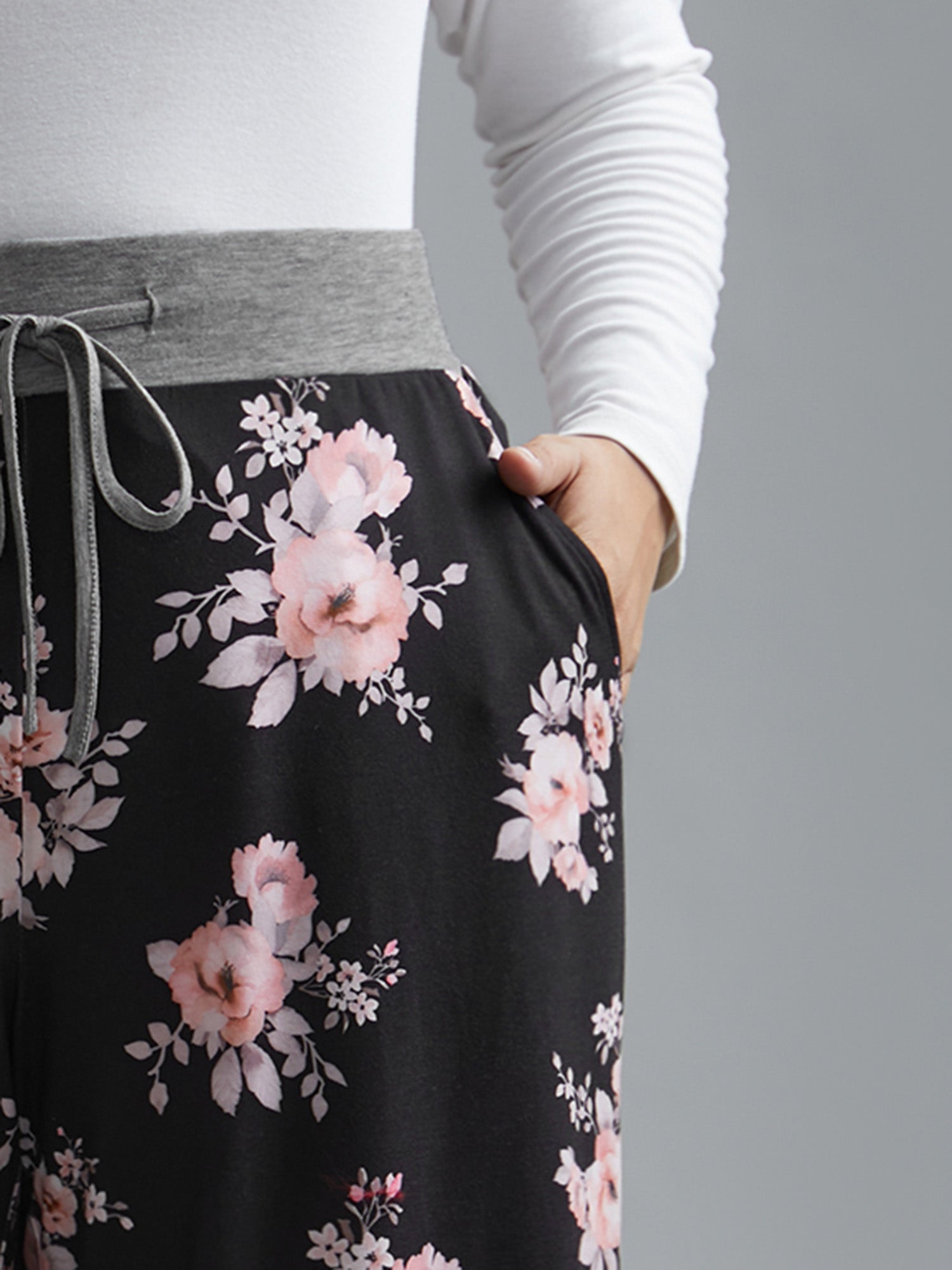 Floral Contrast Waist Lounge Bottoms