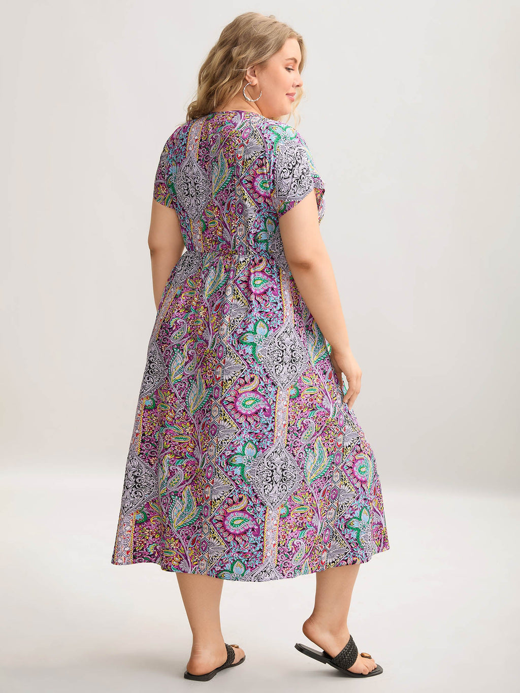 Paisley Print Pockets V-Neck Midi Dress