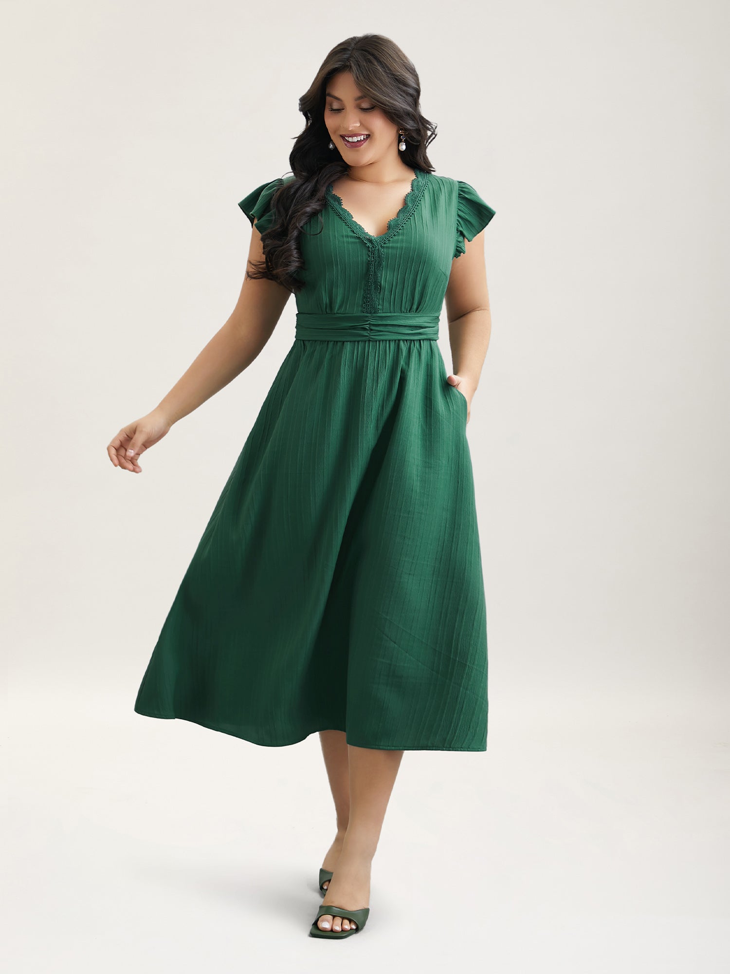 Lace Trim Stitch Textured Waist-Defined Midi Dress