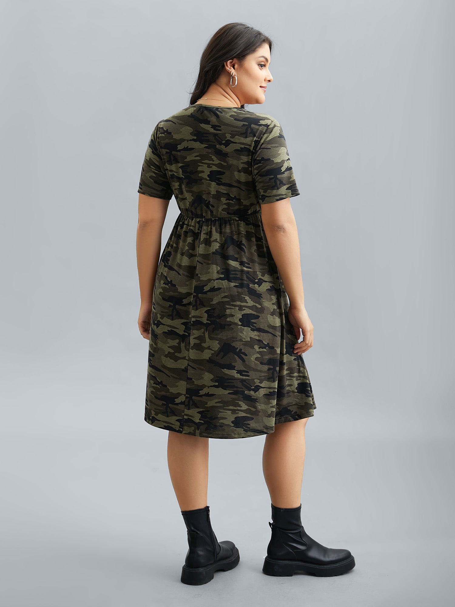 Camouflage Print Round Neck Pockets Midi Dress