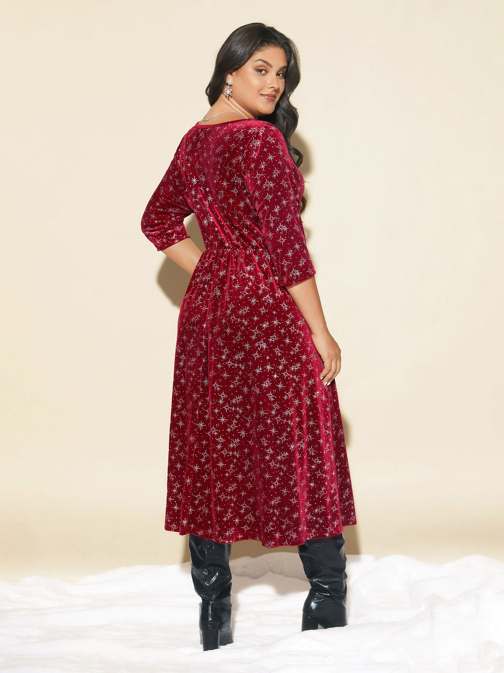 Embossed Velvet Sweetheart Neckline Midi Dress