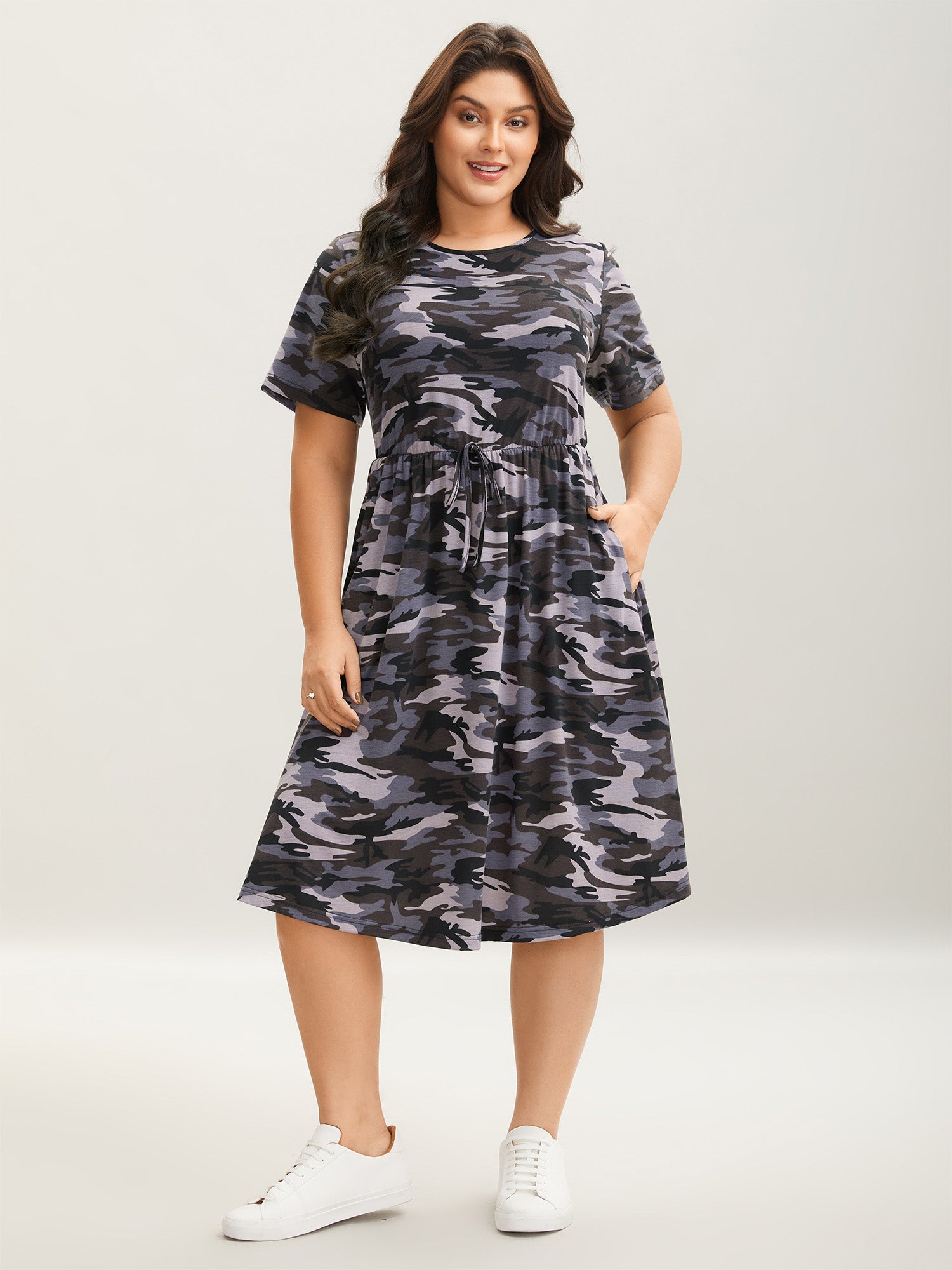 Camouflage Print Round Neck Pockets Midi Dress