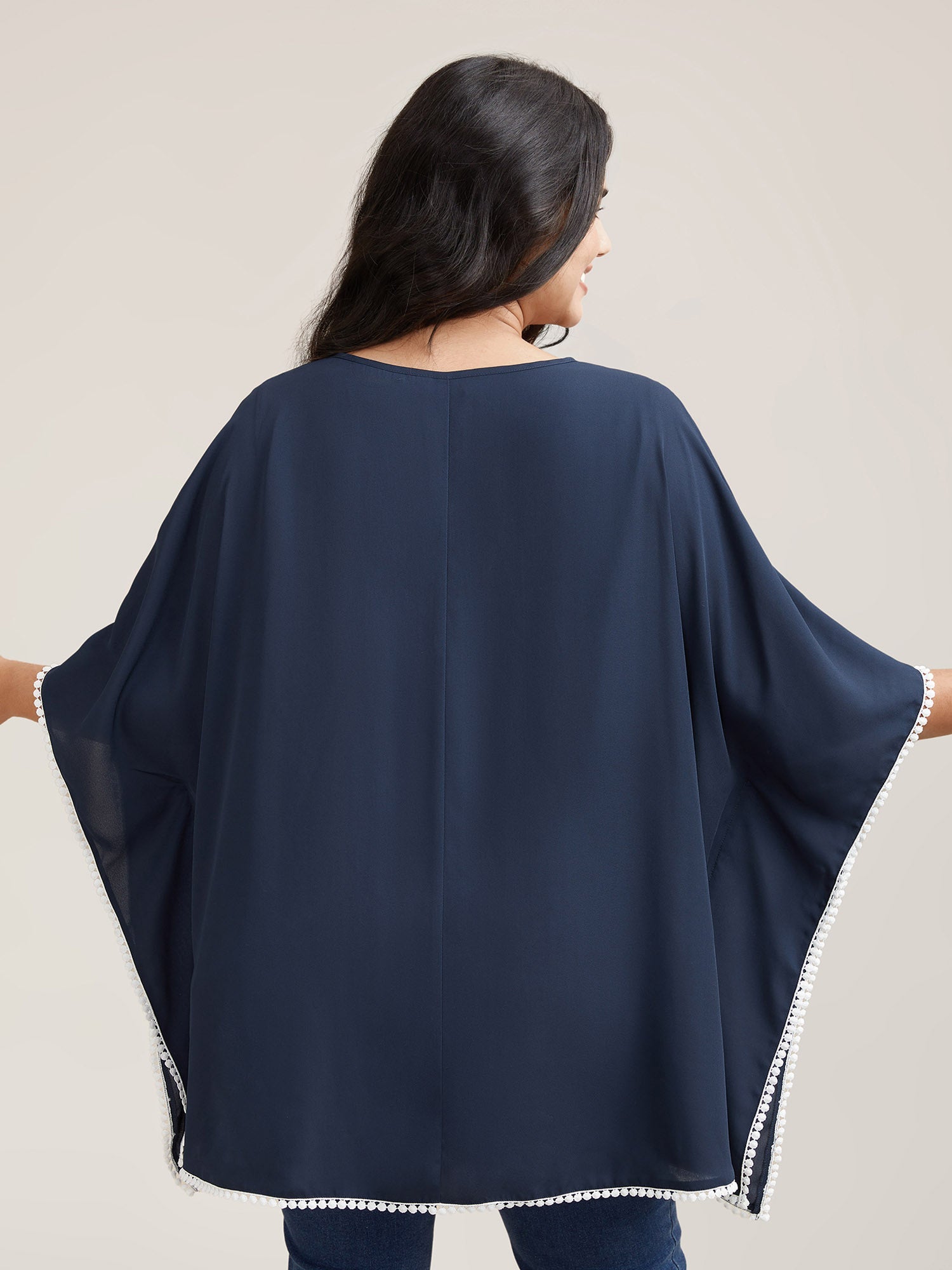 Printed Neckline Lace Spliced Loose Shirt