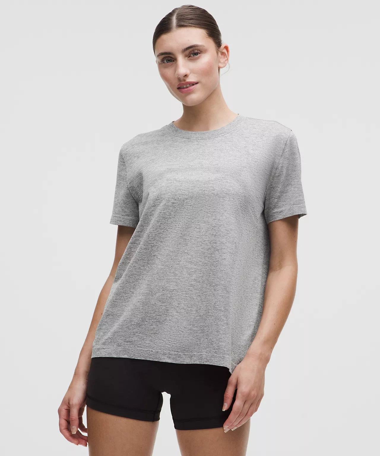 Swiftly Relaxed Short-Sleeve Shirt Hip Length Updated Fit