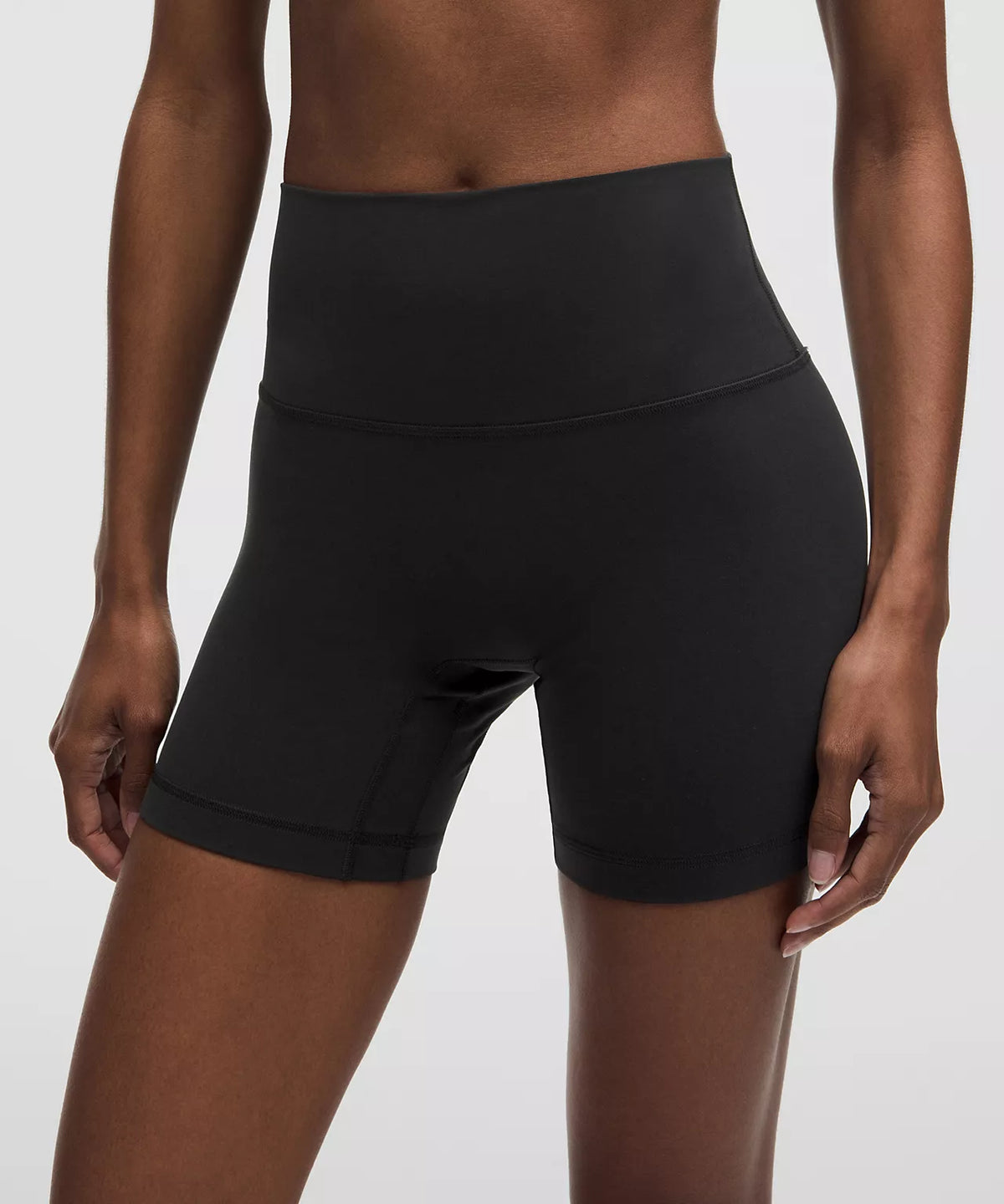 Align No Line™ High-Rise Short 6"