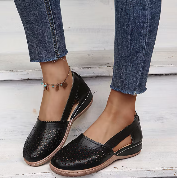 💝Last Day 50% OFF⭐Chic Women's Closed Toe Wedges - Wide & Large Size, Pain-Relief Arch Support