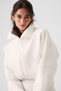 TECHNICAL FORM JACKET